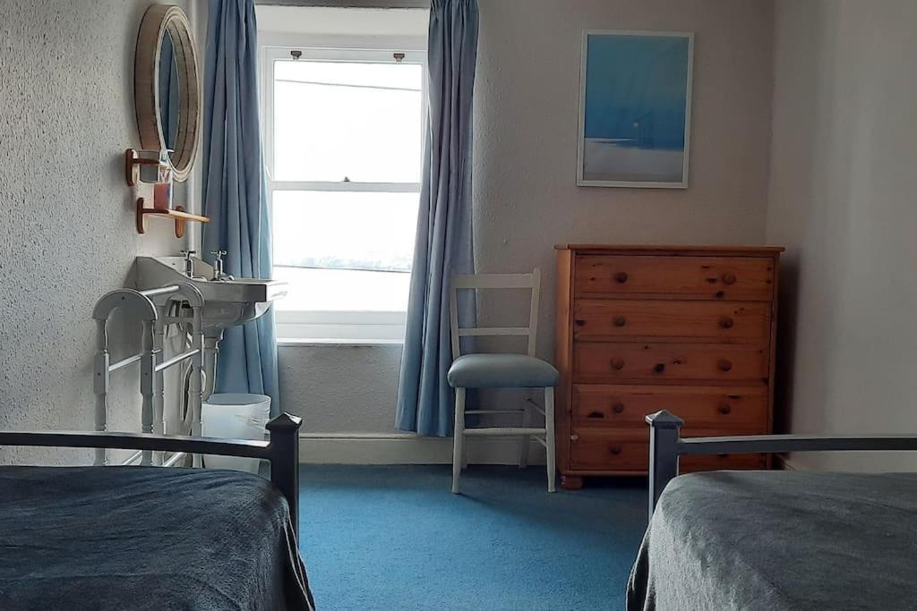 뉴키 Arvonia Sleeps 7, Sea Views, Dog Friendly 빌라 외부 사진