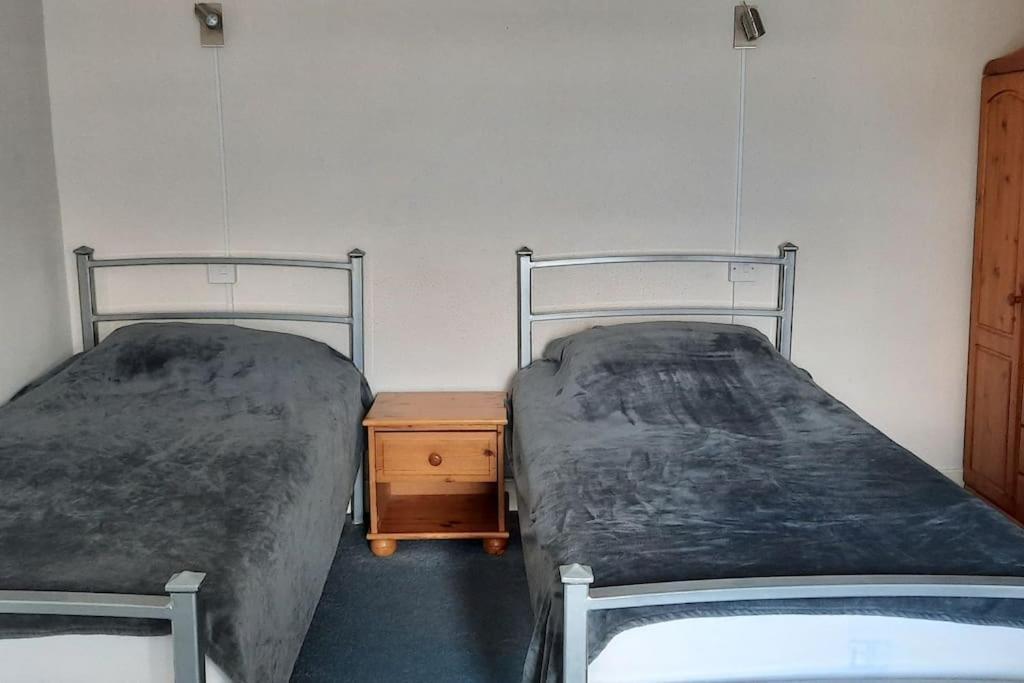 뉴키 Arvonia Sleeps 7, Sea Views, Dog Friendly 빌라 외부 사진