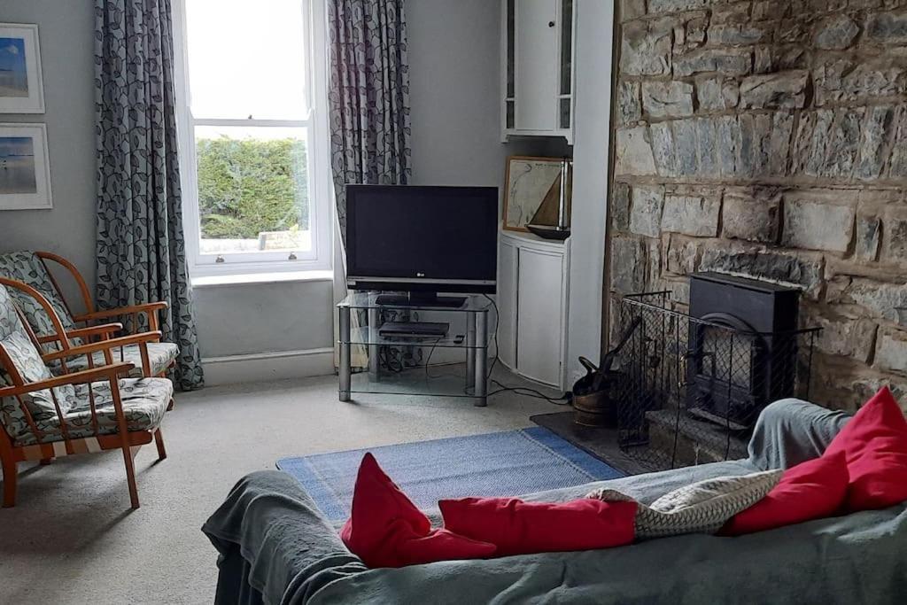 뉴키 Arvonia Sleeps 7, Sea Views, Dog Friendly 빌라 외부 사진